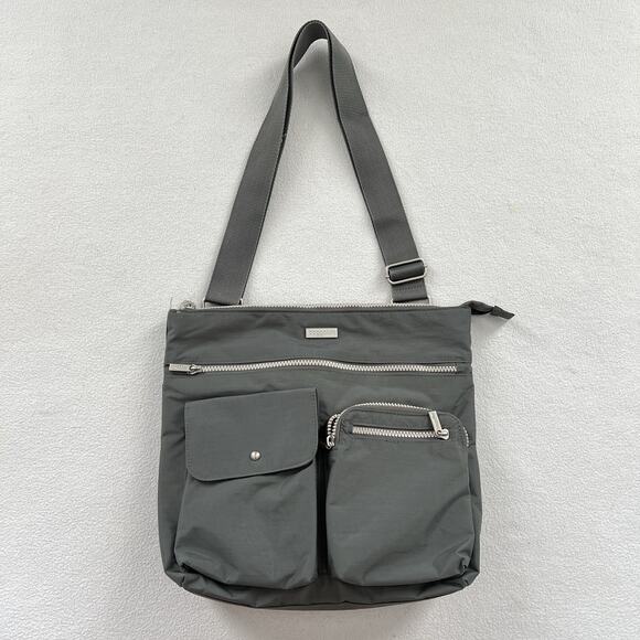 Baggallini Sydney Gray Water Resistant Nylon Travel Organizer Crossbody Bag - Picture 1 of 13